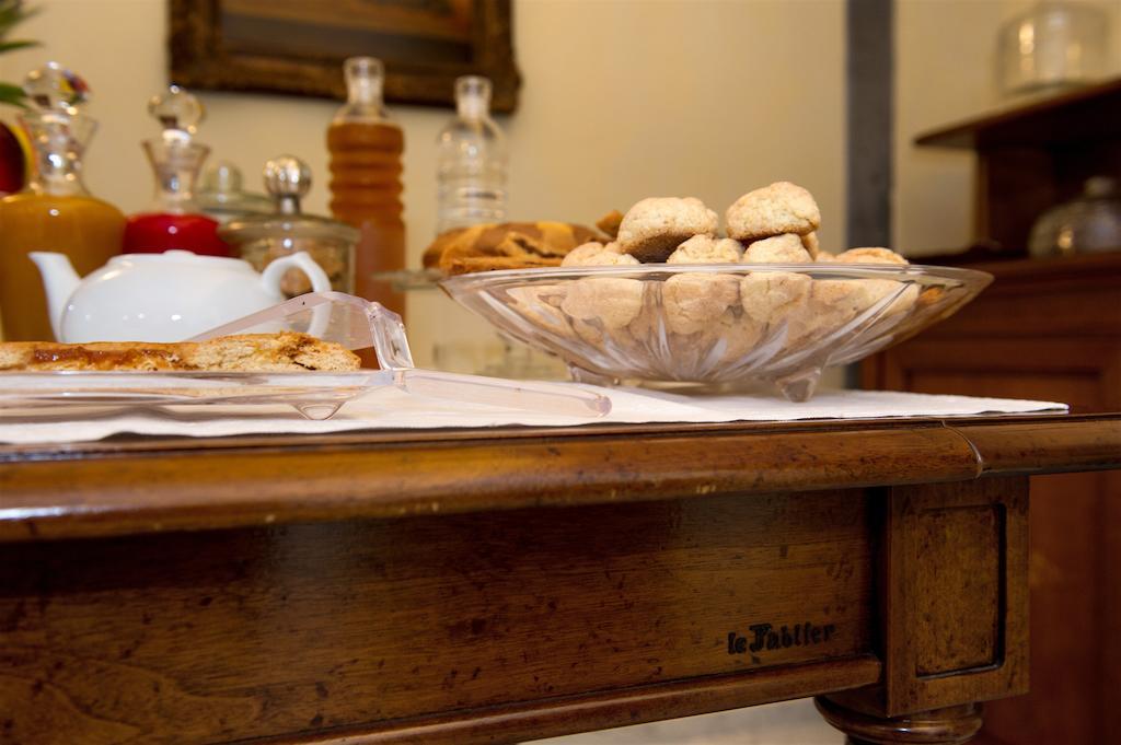 Relais Dei Mercanti B&B And Suites Pisa Ngoại thất bức ảnh