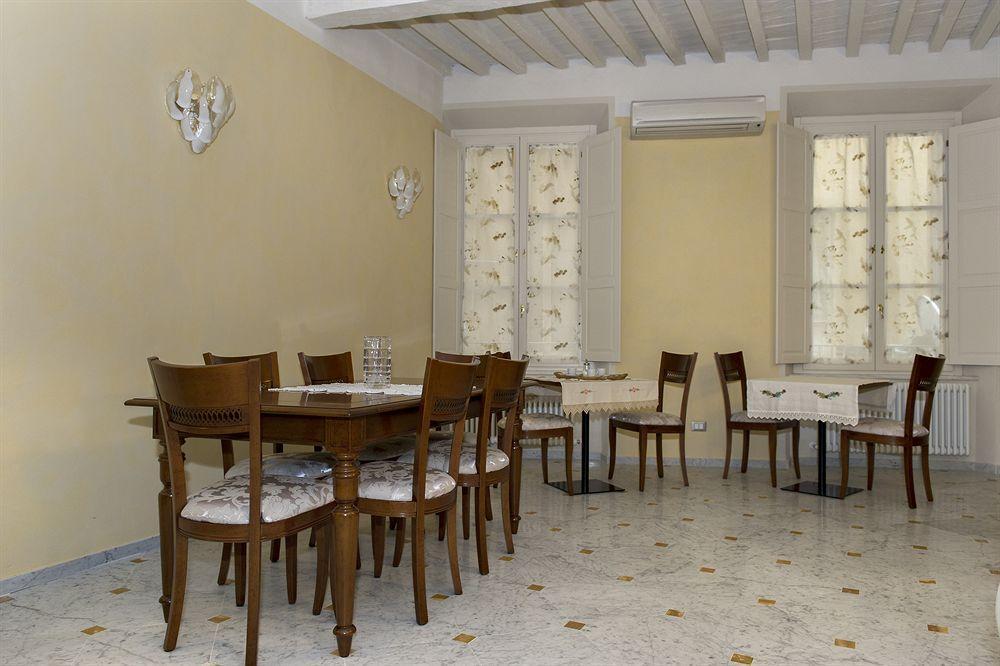 Relais Dei Mercanti B&B And Suites Pisa Ngoại thất bức ảnh