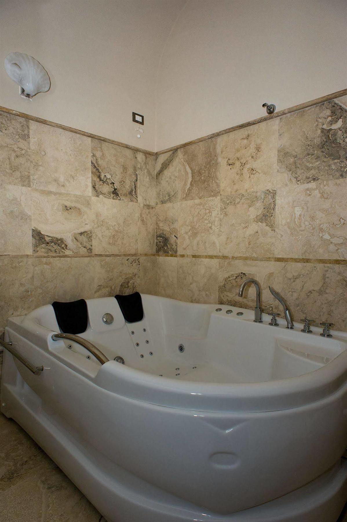 Relais Dei Mercanti B&B And Suites Pisa Ngoại thất bức ảnh